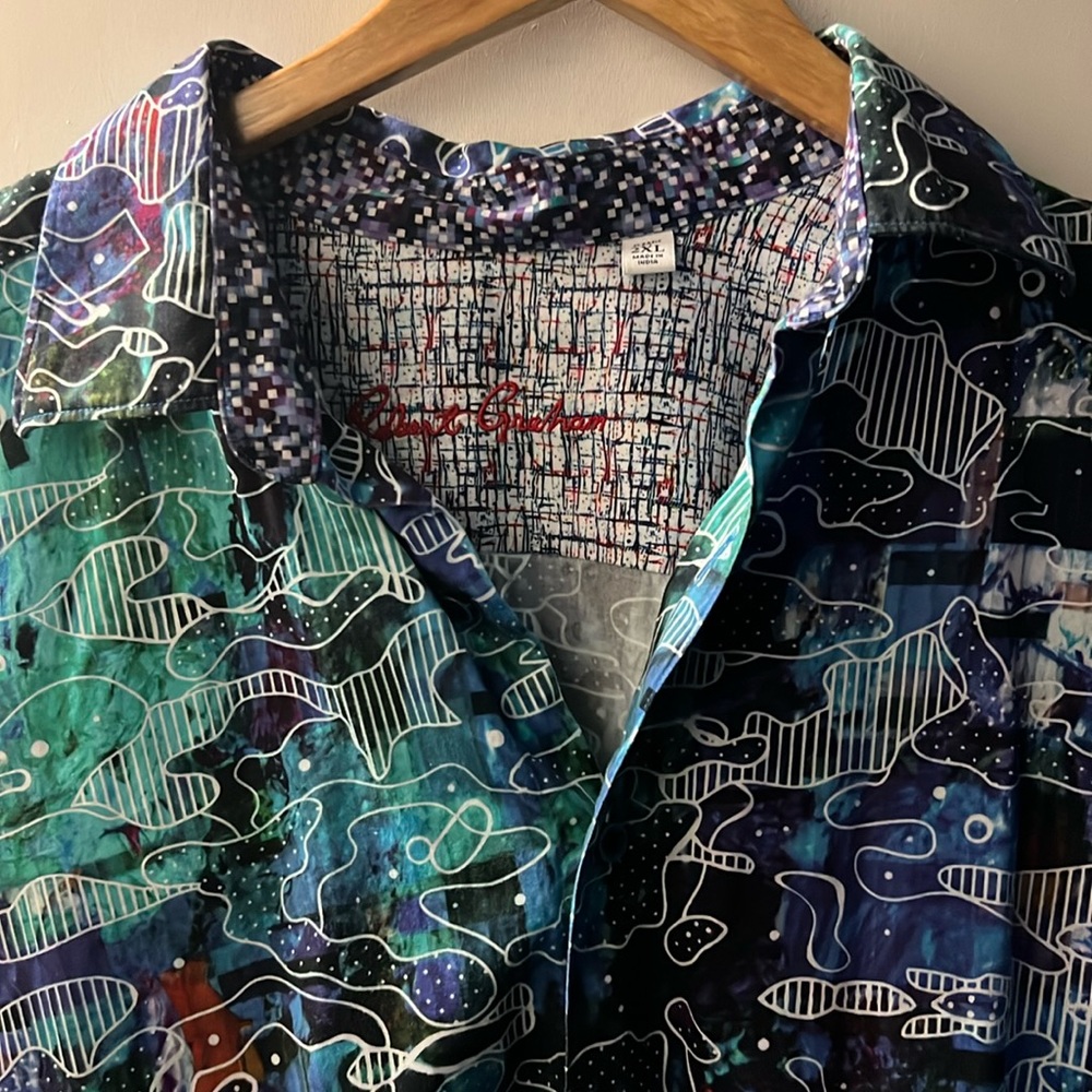 Robert Graham, button down, casual shirt.